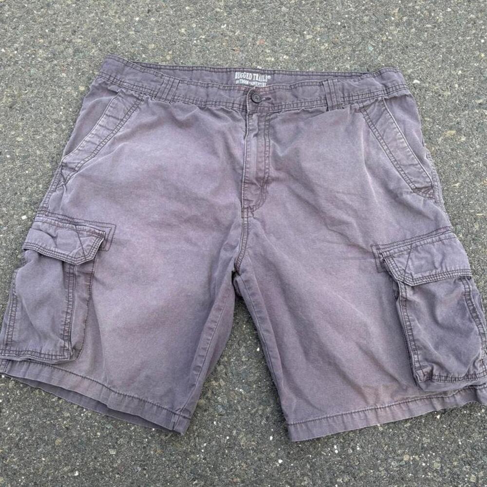 Gray cargo shorts size 40